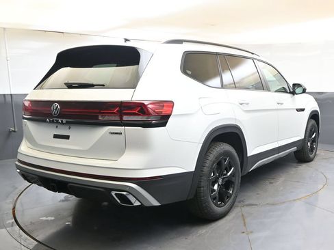 New 2026 Volkswagen Atlas Peak Edition AWD/4WD image 5