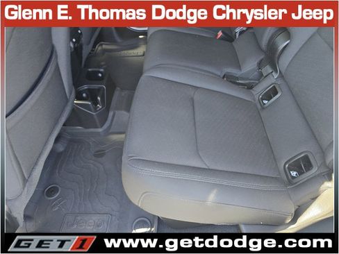 Certified 2022 Jeep Gladiator Willys image 27