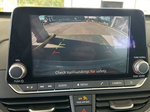 Used 2024 Nissan Altima 2.5 SR image 26