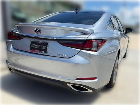 Certified 2024 Lexus ES 350 Ultra Luxury w/ Accessory Package (Z2) FWD image 10