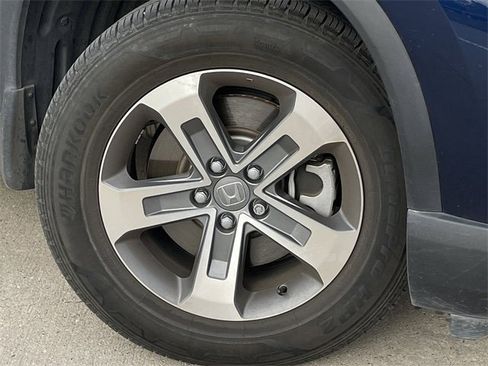 Used 2024 Honda Pilot EX-L image 8