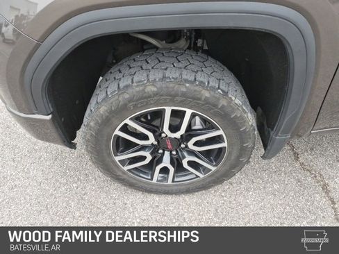 Used 2020 GMC Sierra 1500 AT4 w/ Technology Package image 12