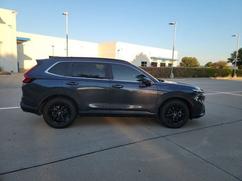Used 2024 Honda CR-V Sport image 2