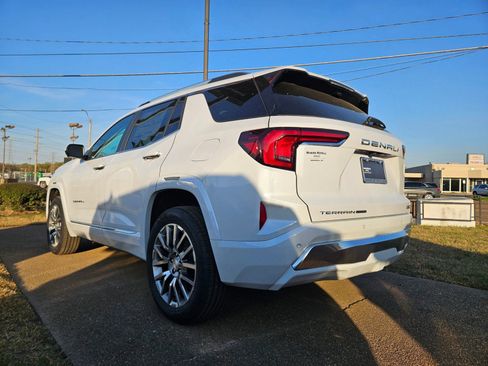 New 2026 GMC Terrain Denali image 3