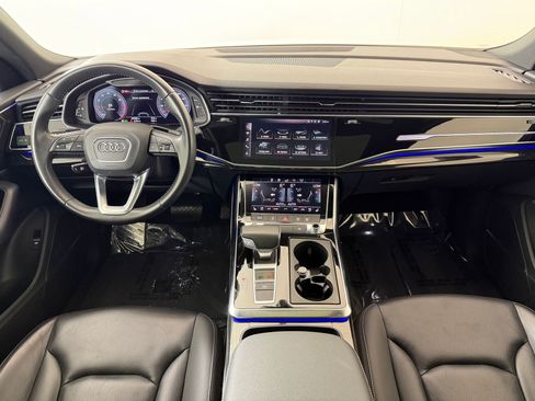 Used 2019 Audi Q8 Premium Plus w/ Premium Plus AWD/4WD image 14