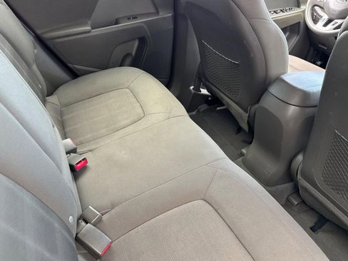 Used 2012 Kia Sportage LX FWD image 29