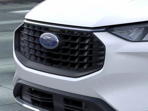 New 2026 Ford Escape SE FWD image 17