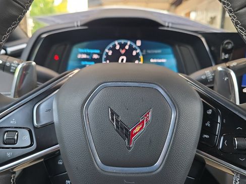 Used 2023 Chevrolet Corvette Stingray Preferred Cpe w/ Z51 Performance Package RWD image 21