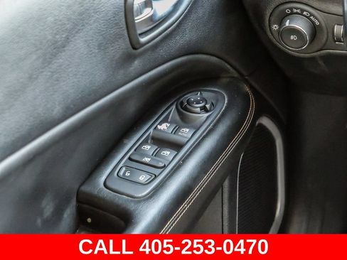 Used 2019 Jeep Compass Limited FWD image 28