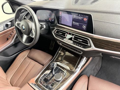Used 2019 BMW X7 xDrive40i w/ Premium Package AWD/4WD image 41