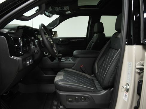 New 2026 GMC Sierra 1500 AT4 w/ AT4 Premium Package AWD/4WD image 31