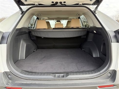Used 2025 Toyota RAV4 XLE Premium image 30