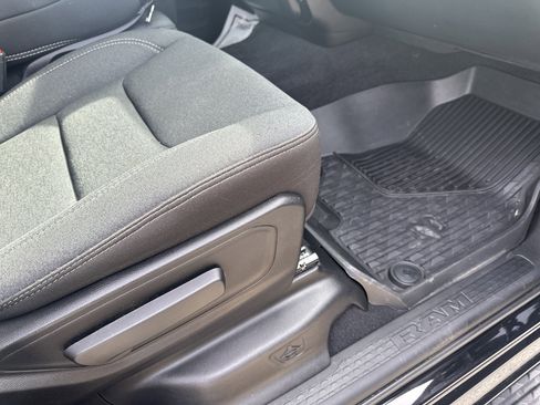 Used 2025 RAM 1500 Classic Warlock image 29