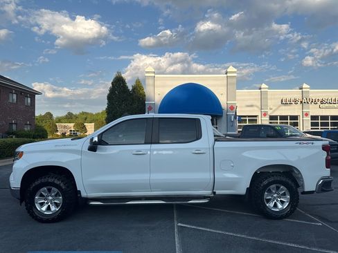 Used 2023 Chevrolet Silverado 1500 LT image 4