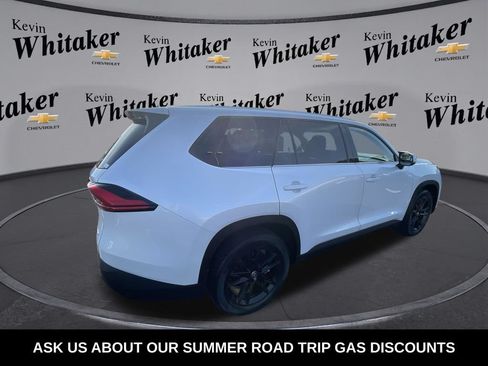 Used 2024 Toyota Grand Highlander AWD image 9