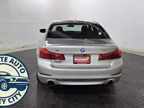 Used 2018 BMW 530i xDrive w/ Premium Package image 6