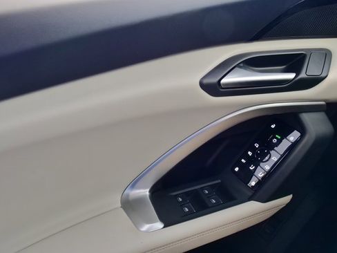 New 2025 Audi Q5 Premium image 30