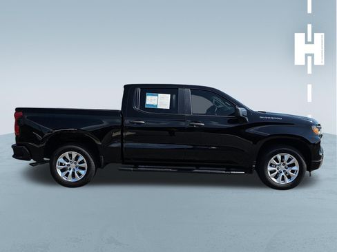 Used 2023 Chevrolet Silverado 1500 Custom RWD image 3
