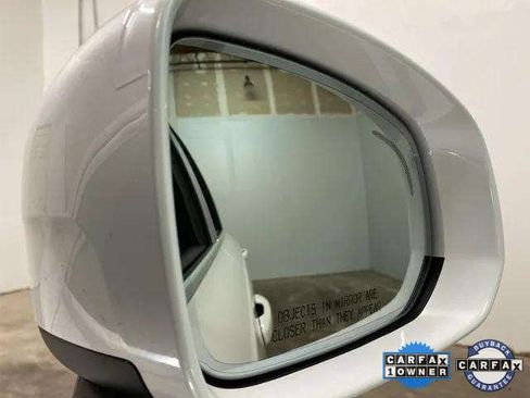 Used 2025 Volvo XC90 B6 Plus image 95