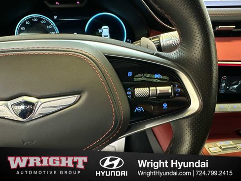 Used 2022 Genesis GV70 3.5T Sport w/ Sport Prestige Package AWD/4WD image 21