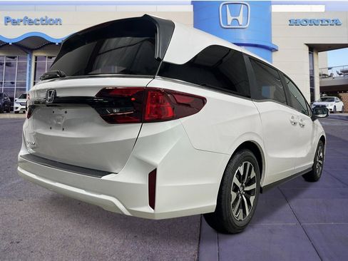 New 2026 Honda Odyssey EX-L image 5