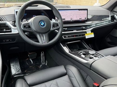 New 2026 BMW X5 xDrive50e w/ M Sport Package image 27
