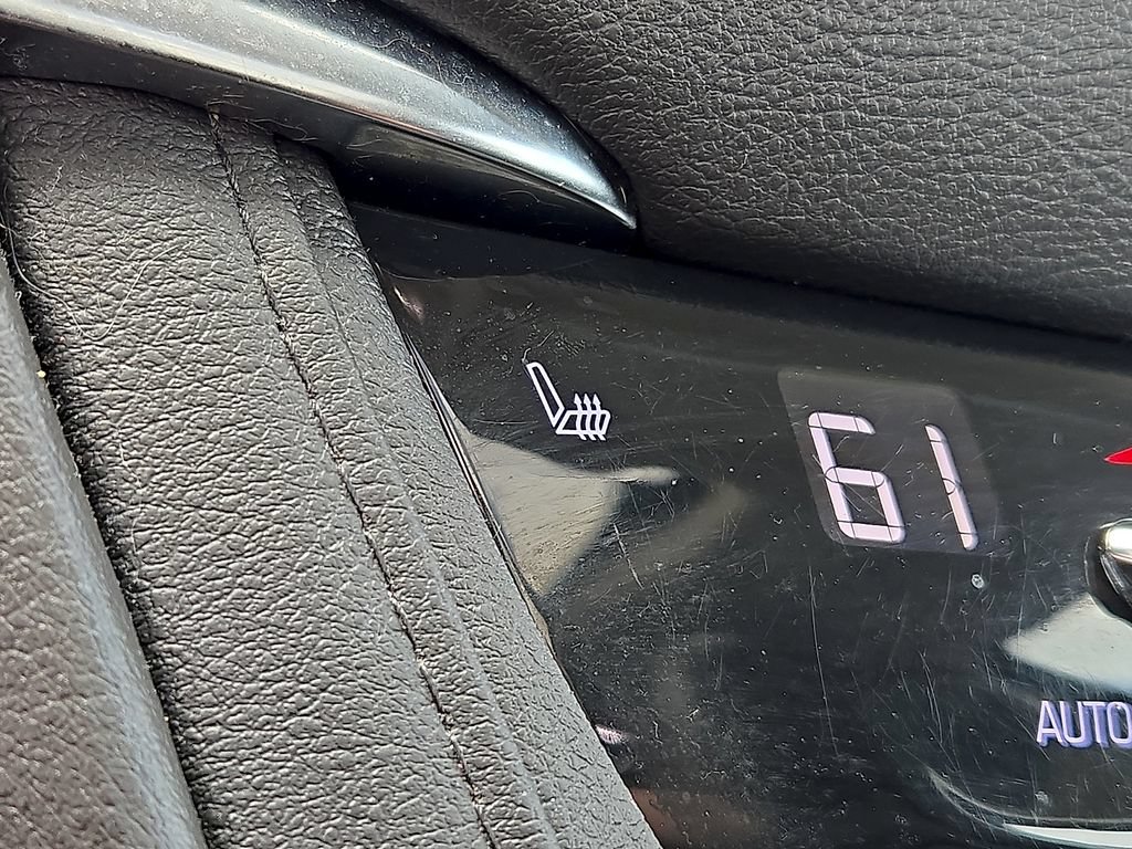 Used 2019 Cadillac XT5 Luxury AWD/4WD image 26