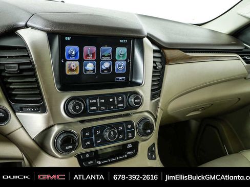 Used 2020 GMC Yukon XL Denali w/ Denali Premium Package RWD image 13