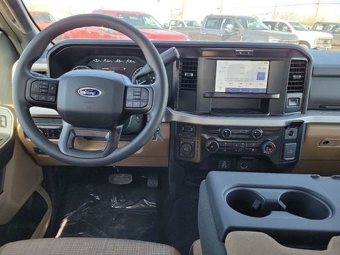 New 2026 Ford F350 XLT w/ FX4 Off-Road Package image 17