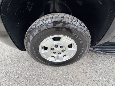 Used 2014 Chevrolet Tahoe LS image 34