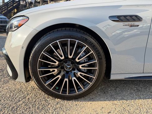 Used 2026 Mercedes-Benz E 53 AMG e 4MATIC Sedan image 12