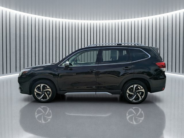 Used 2022 Subaru Forester Touring AWD/4WD image 7