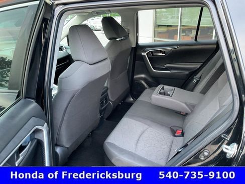 Used 2024 Toyota RAV4 XLE w/ Convenience Package AWD/4WD image 29