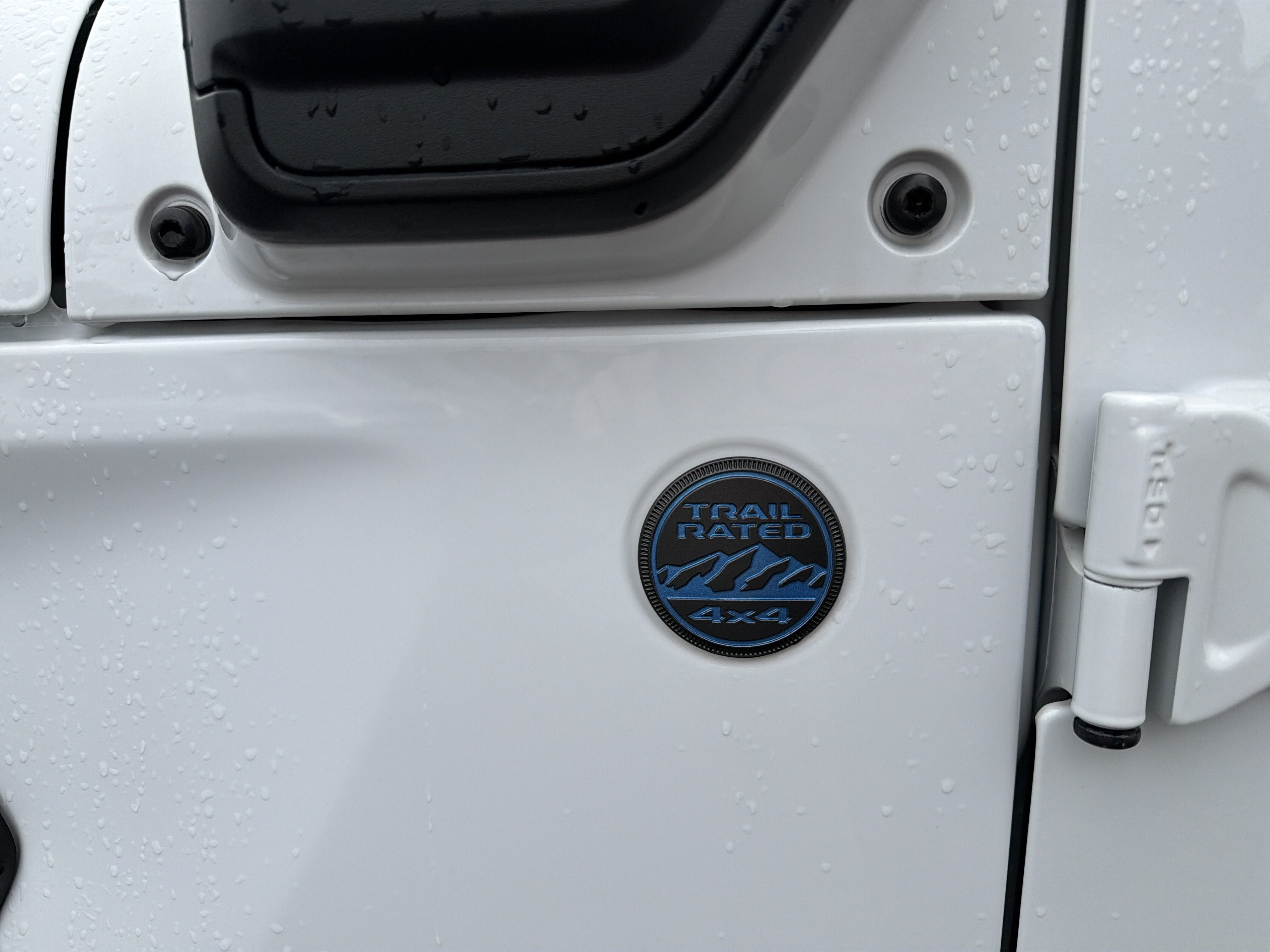 Used 2024 Jeep Wrangler Unlimited AWD/4WD image 10