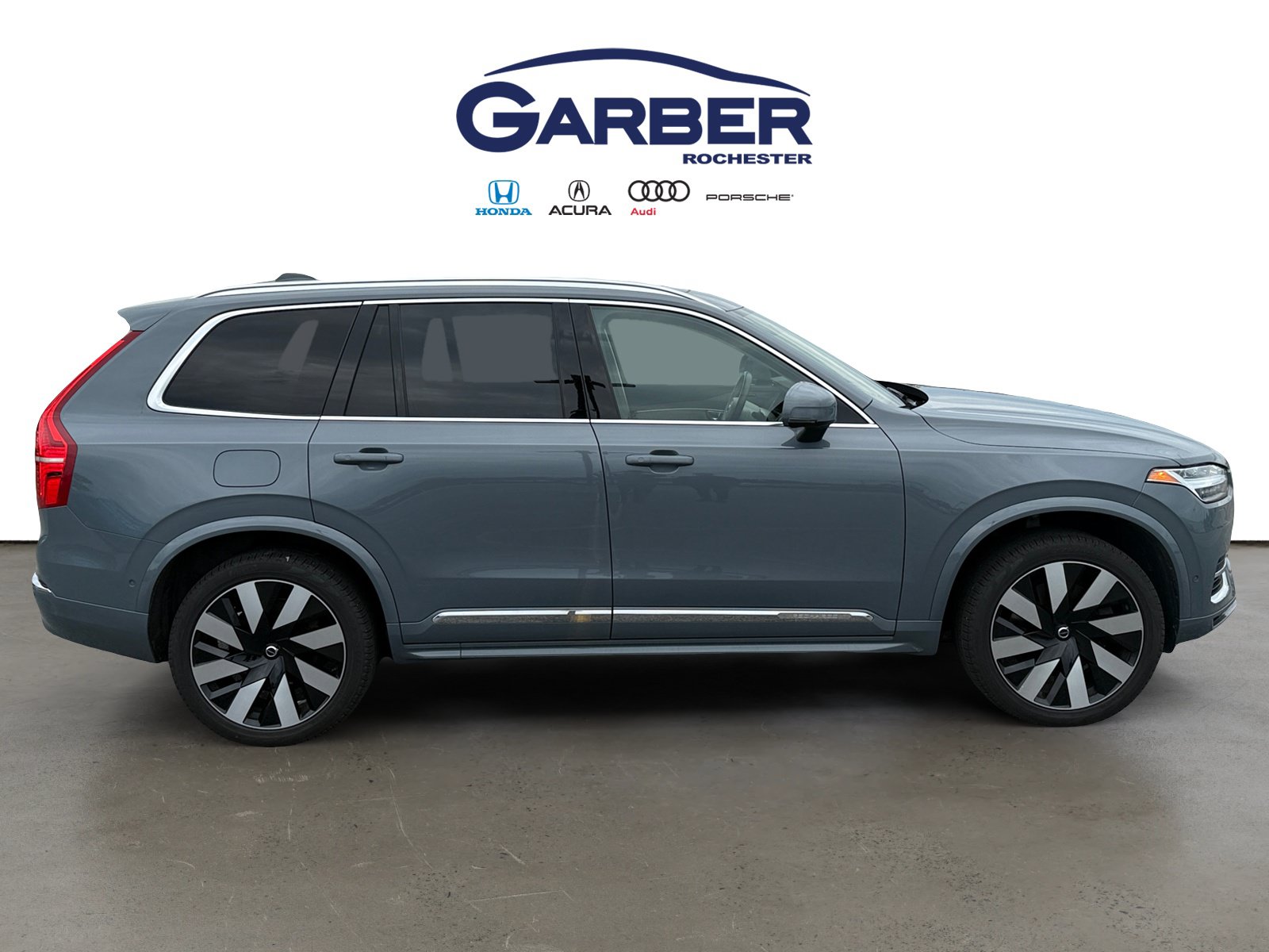 Used 2023 Volvo XC90 T8 Ultimate AWD/4WD image 9