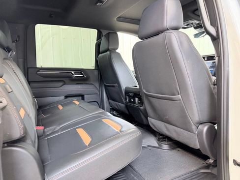 Used 2024 GMC Sierra 2500 AT4 w/ AT4 Premium Plus Package AWD/4WD image 33