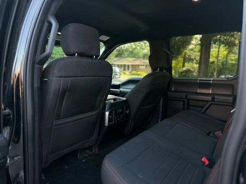 Used 2018 Ford F150 XLT w/ Equipment Group 302A Luxury AWD/4WD image 11