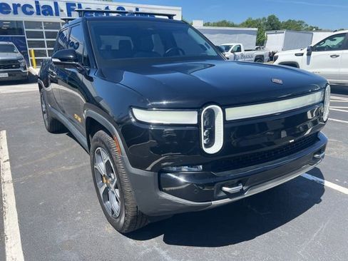 Used 2022 Rivian R1T Adventure image 1