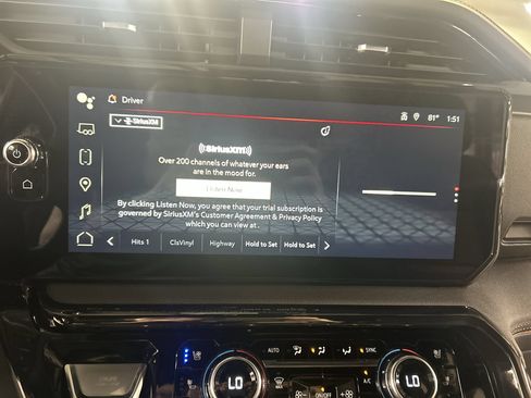 Certified 2024 GMC Sierra 1500 AT4 w/ Technology Package AWD/4WD image 14