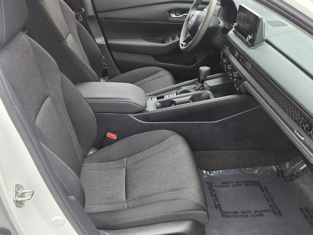Used 2025 Honda Accord LX image 17