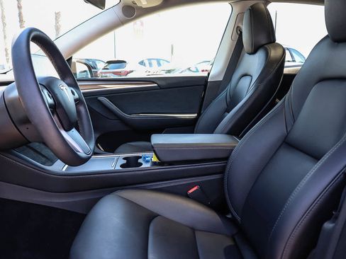 Used 2023 Tesla Model Y Long Range AWD/4WD image 22