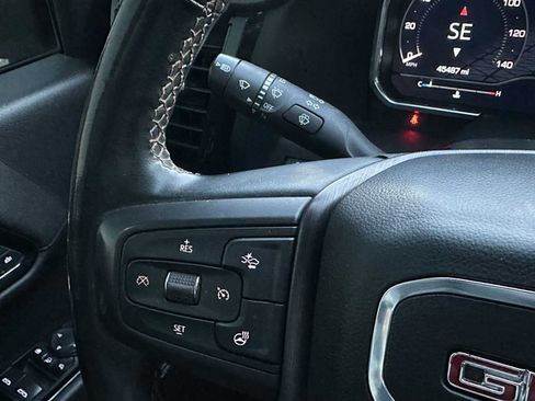 Used 2024 GMC Sierra 2500 AT4 w/ AT4 Premium Plus Package image 36