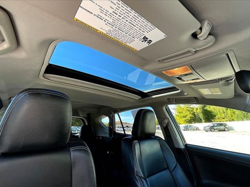 Used 2017 Toyota RAV4 XLE image 22