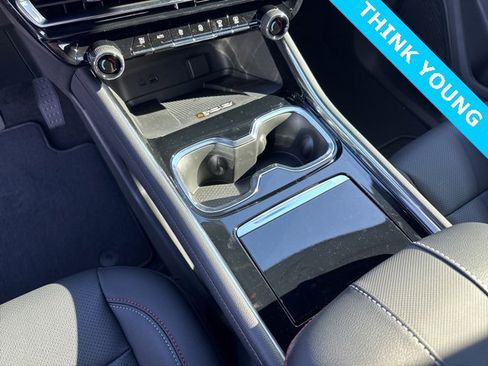 New 2026 Chevrolet Traverse Z71 w/ Driver Confidence Package image 24