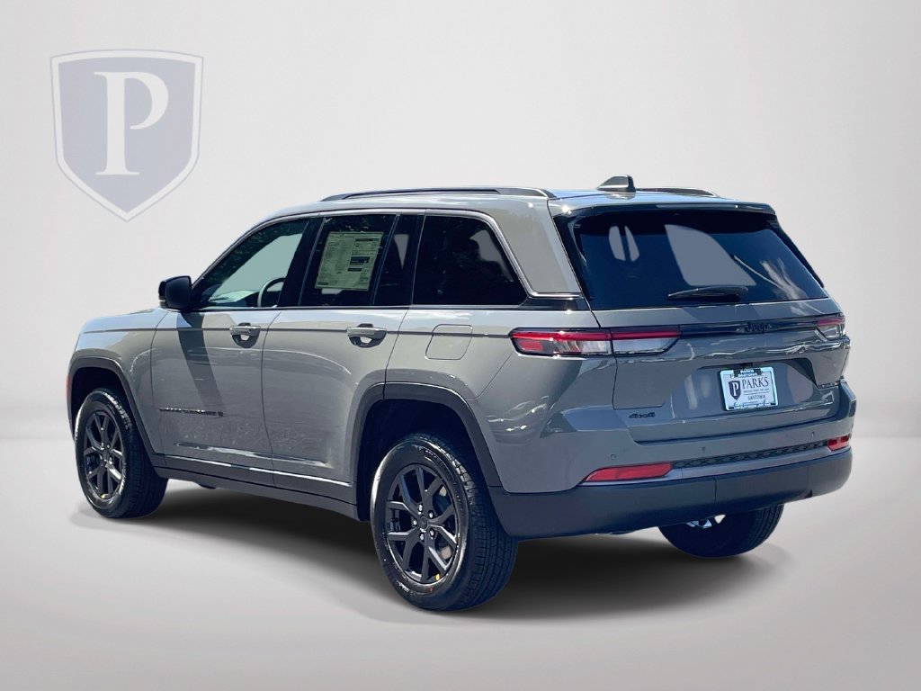 New 2027 Jeep Grand Cherokee Altitude AWD/4WD image 6