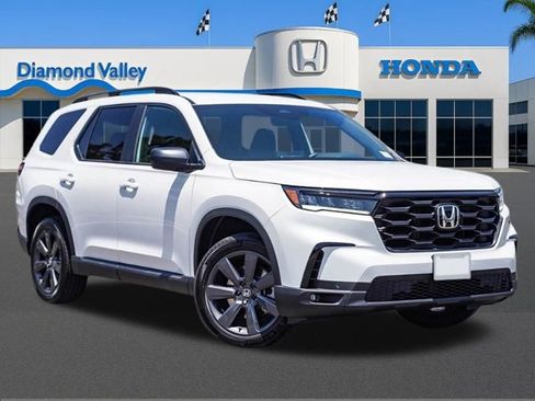 New 2025 Honda Pilot Sport image 1