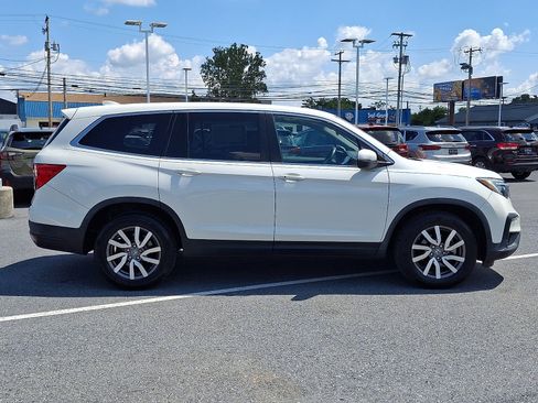 Used 2019 Honda Pilot EX image 4