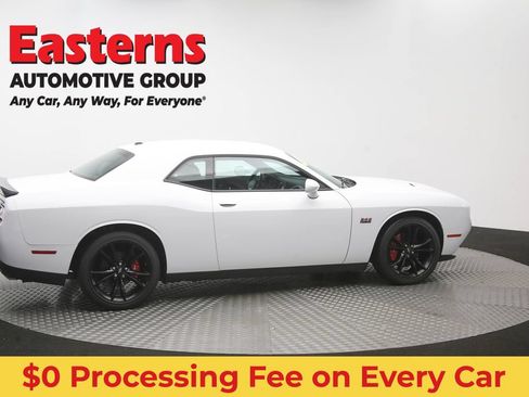 Used 2018 Dodge Challenger R/T w/ Blacktop Package RWD image 41