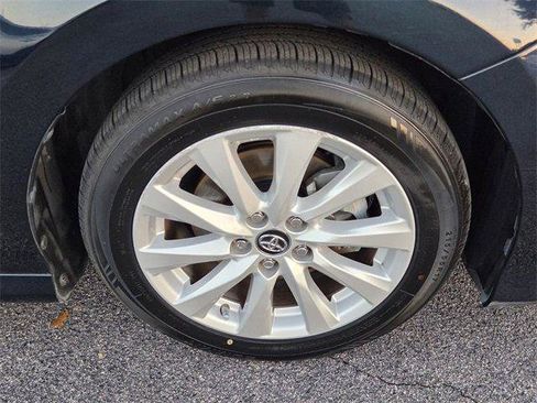 Used 2019 Toyota Camry LE image 16