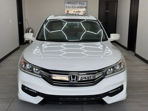 Used 2017 Honda Accord EX image 15